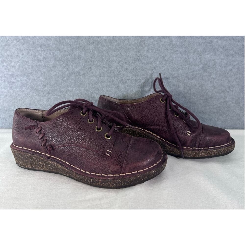 Aetrex Women's sz 36 EU (6-6.5 US) Burgundy Oxford Leather Lace Up Wedge Sneaker